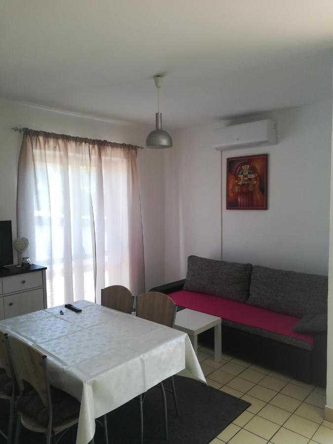 Apartments Eliva Умаг Екстериор снимка