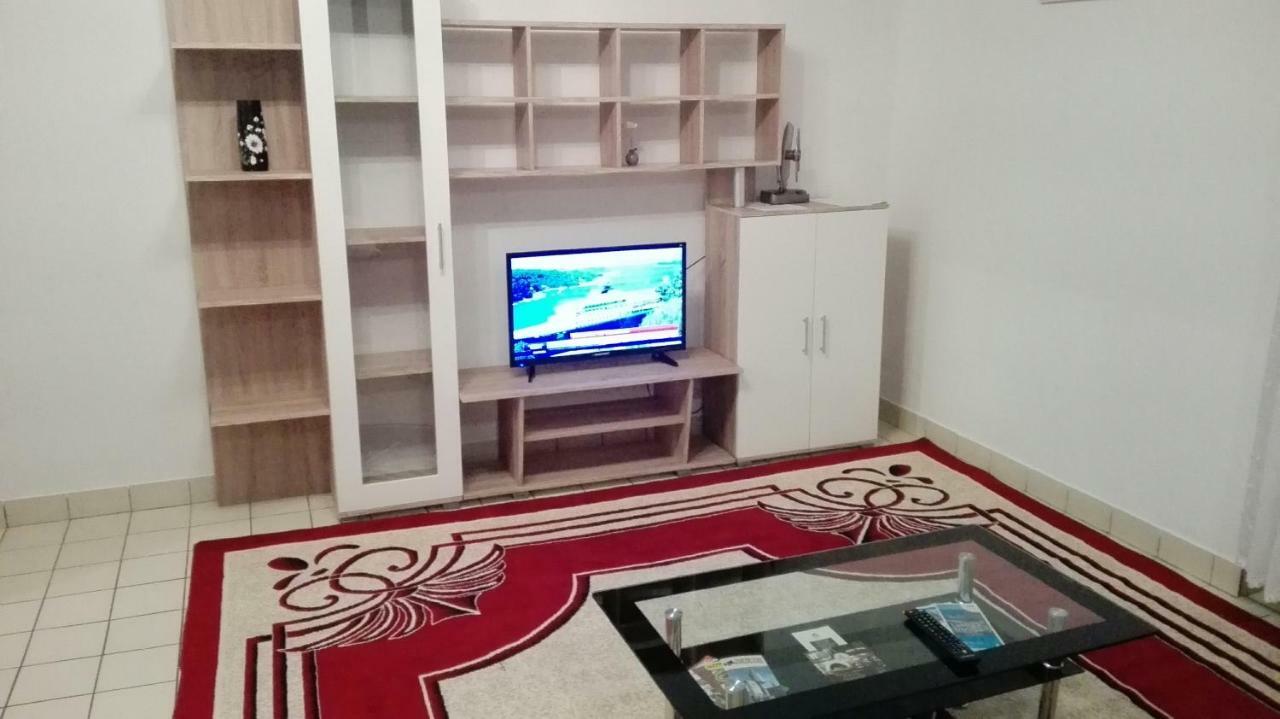 Apartments Eliva Умаг Екстериор снимка