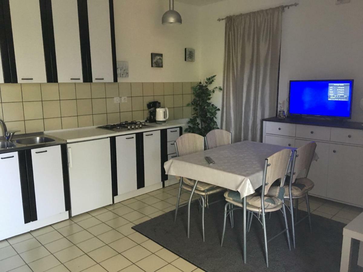Apartments Eliva Умаг Екстериор снимка